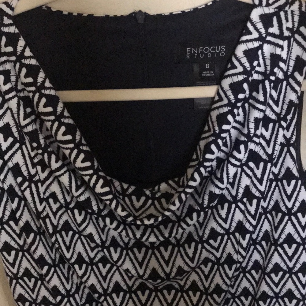 Patterned Romper - Picture 2 of 3